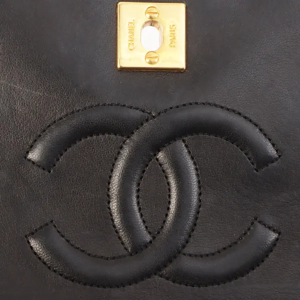 Chanel Around 1990 Made Full Flap Turn-Lock Chain Bag Mini Black