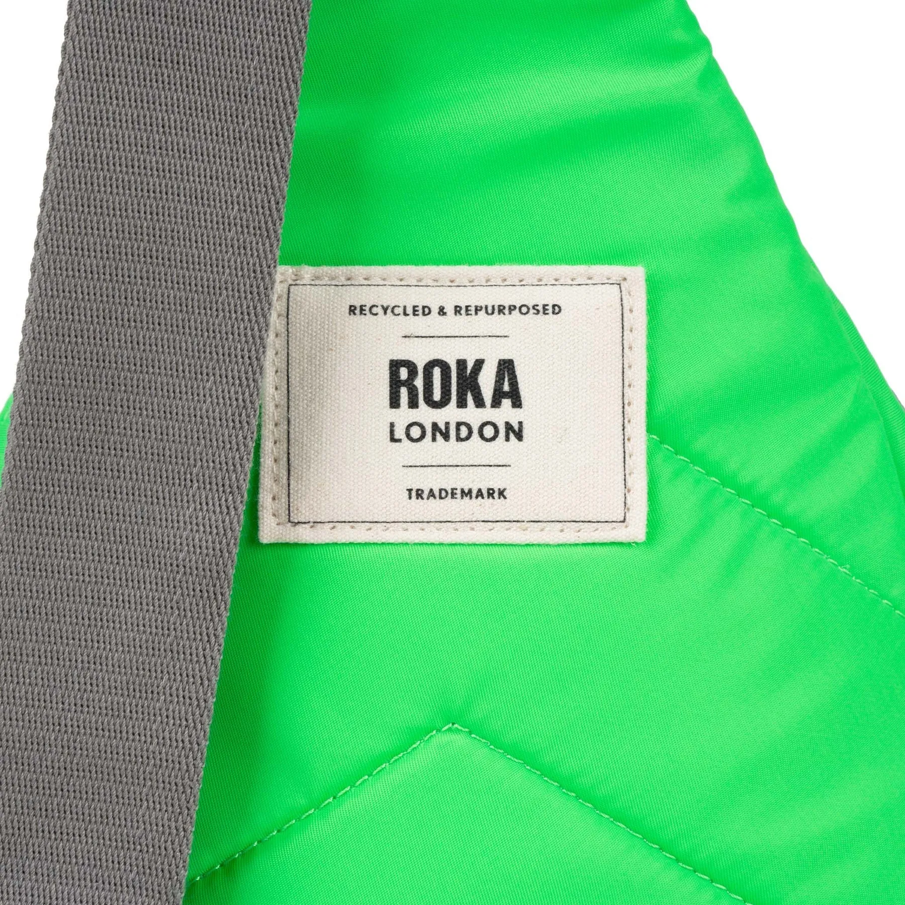 ROKA Willesden B Large Recycled Nylon Bag - Shamrock
